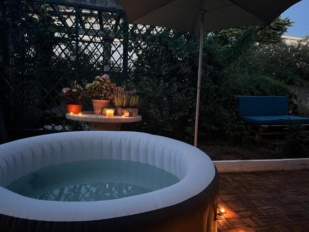 Superbe Appartement Avec Jacuzzi Avec Jardin Prive Lyon Zewnętrze zdjęcie